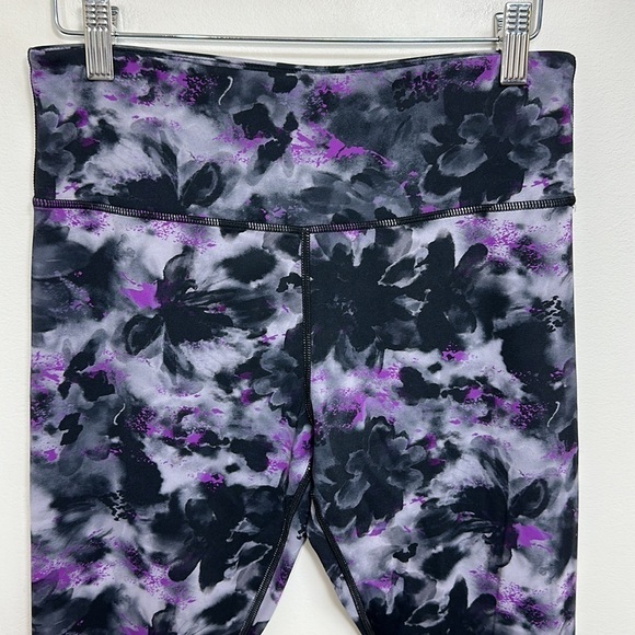 Zyia Floral Watercolor SoftnSnug Legging 28" Size 8-10 - Picture 4 of 7